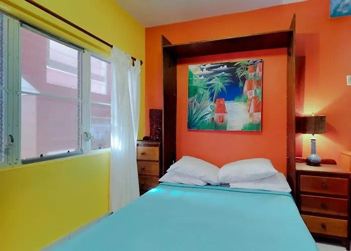 Dhalia #21 At Caribe Island * San Pedro (Ambergris Caye)