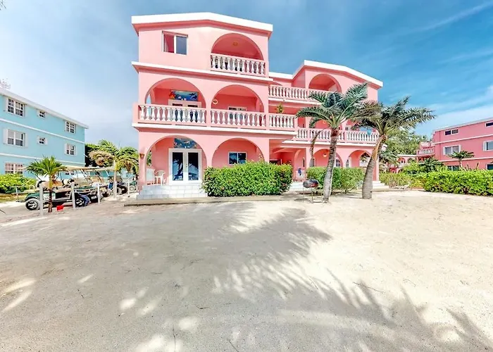 Dhalia #21 At Caribe Island San Pedro (Ambergris Caye)