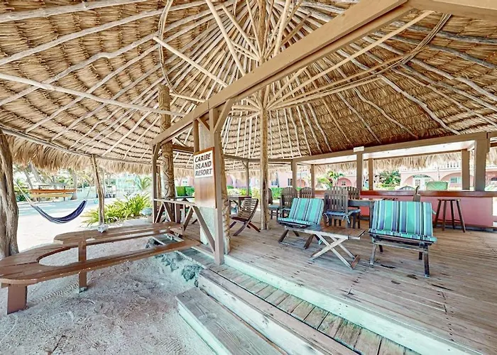Dhalia #21 At Caribe Island * San Pedro (Ambergris Caye)